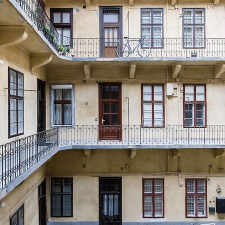 Designer Dream Home In The Ruin Bar District W A/C Βουδαπέστη Εξωτερικό φωτογραφία